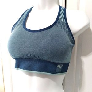 Puma sports bra Size M